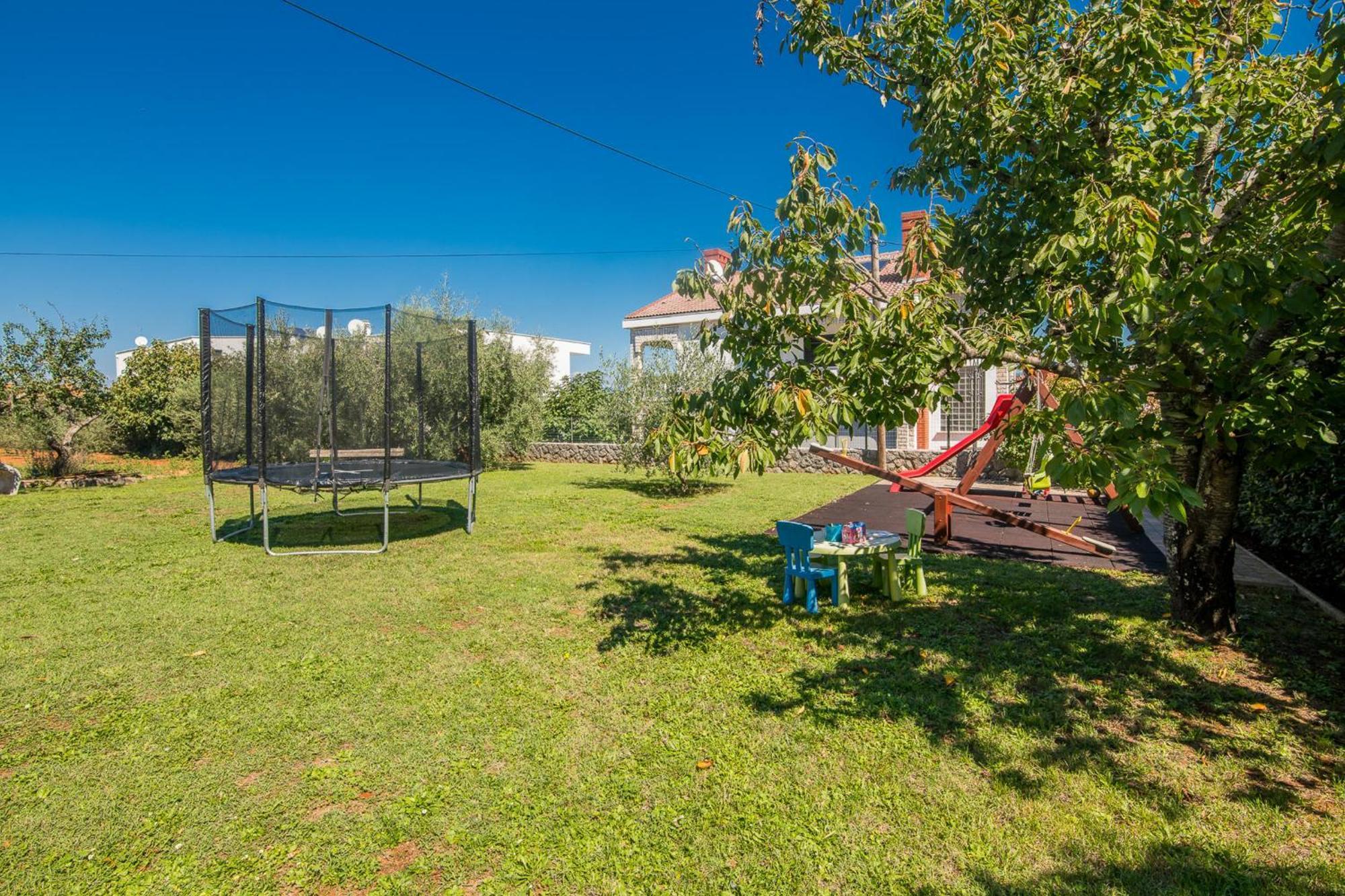 Apartments Prendivoj Malinska Exterior photo